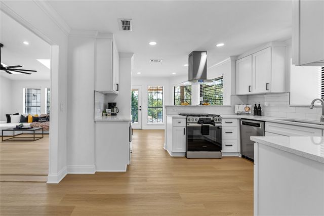 4044 Dorris Road, Irving, TX 75038