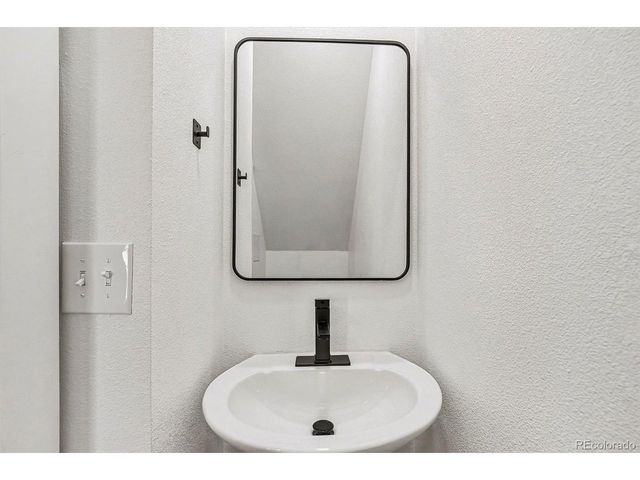 2111 Coronado Pkwy N C, Denver, CO 80229