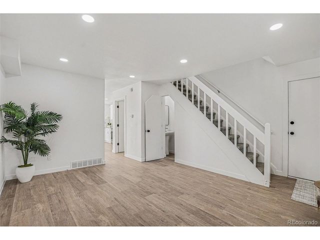 2111 Coronado Pkwy N C, Denver, CO 80229