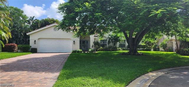 5549 Foxhunt WAY, Naples, FL 34104