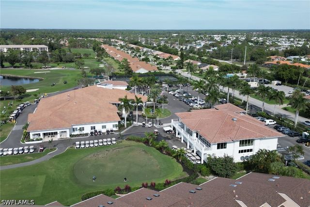 5549 Foxhunt WAY, Naples, FL 34104