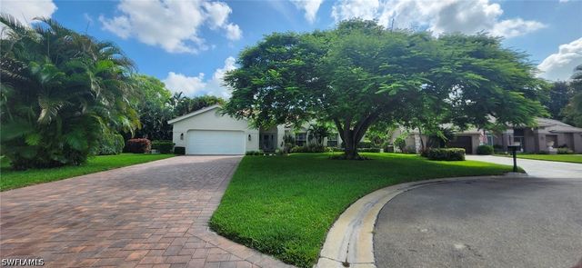 5549 Foxhunt WAY, Naples, FL 34104