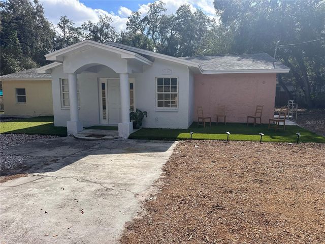 4105 E KNOLLWOOD STREET, Tampa, FL 33610