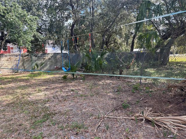 4105 E KNOLLWOOD STREET, Tampa, FL 33610