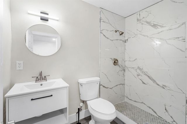 4105 E KNOLLWOOD STREET, Tampa, FL 33610