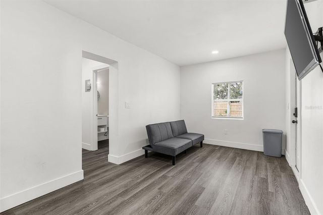 4105 E KNOLLWOOD STREET, Tampa, FL 33610