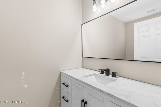 452 DUTTON ISLAND Road, Atlantic Beach, FL 32233