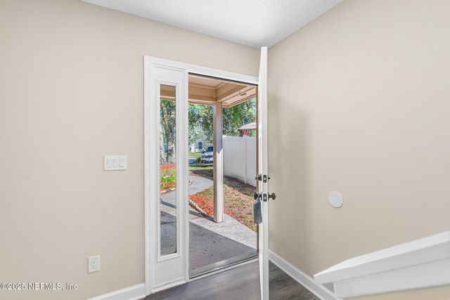 452 DUTTON ISLAND Road, Atlantic Beach, FL 32233