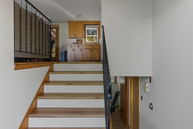 4 Vernon Avenue, Rochester, NH 03867