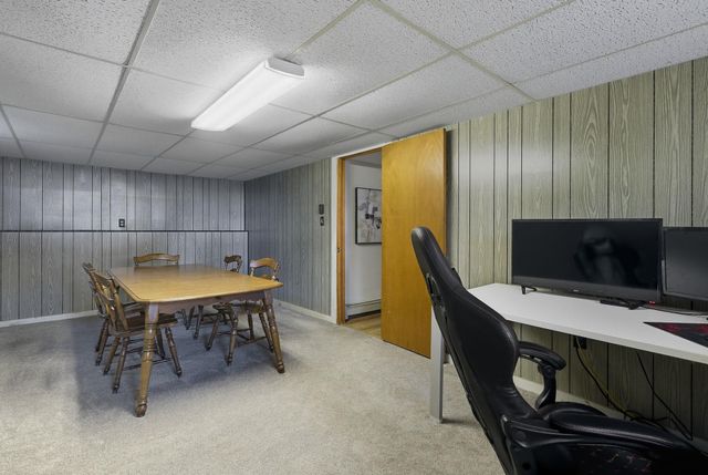 4 Vernon Avenue, Rochester, NH 03867