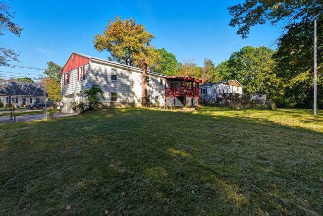 4 Vernon Avenue, Rochester, NH 03867