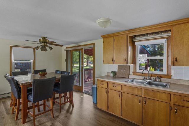 4 Vernon Avenue, Rochester, NH 03867