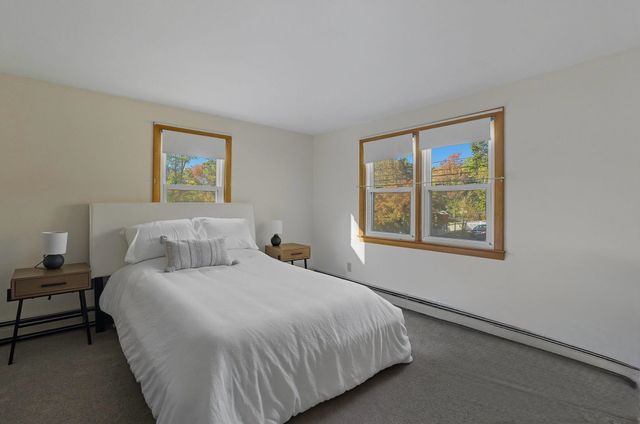 4 Vernon Avenue, Rochester, NH 03867