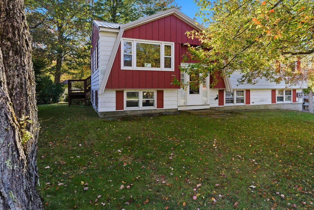 4 Vernon Avenue, Rochester, NH 03867