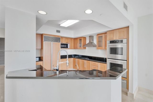 3301 NE 183rd Street 1402, Aventura, FL 33160