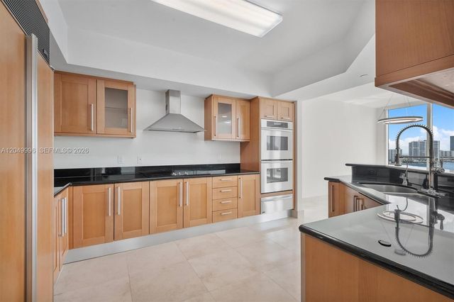 3301 NE 183rd Street 1402, Aventura, FL 33160