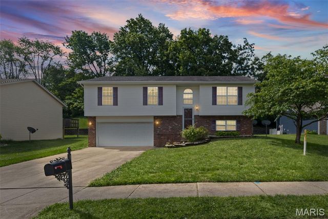 5 Summit Trails Court, Collinsville, IL 62234