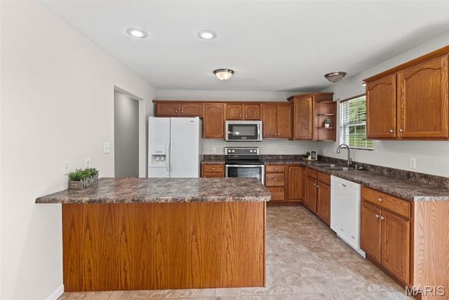 5 Summit Trails Court, Collinsville, IL 62234