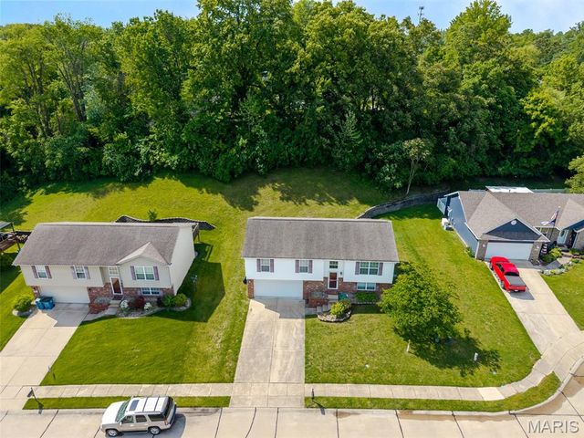 5 Summit Trails Court, Collinsville, IL 62234