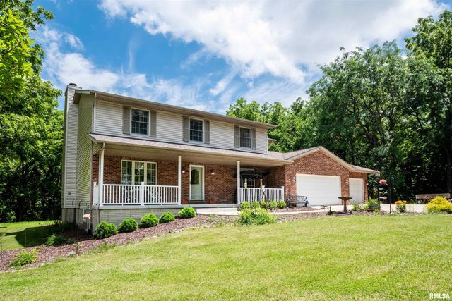 450 E TOWNHALL Road, Germantown Hills, IL 61548