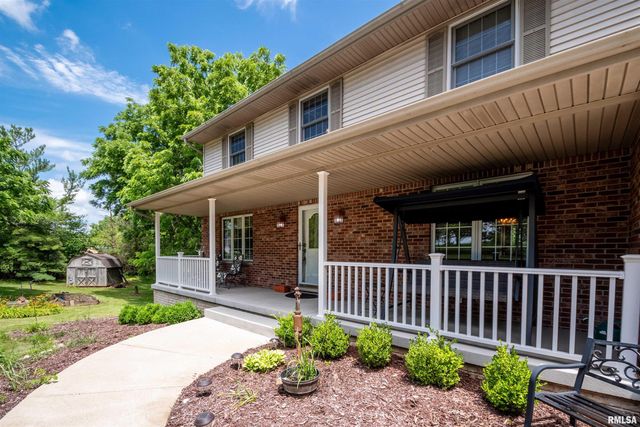 450 E TOWNHALL Road, Germantown Hills, IL 61548