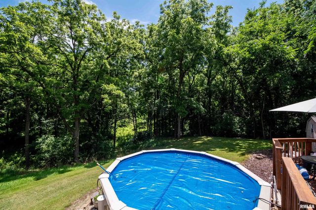 450 E TOWNHALL Road, Germantown Hills, IL 61548