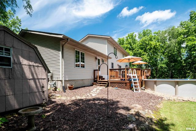 450 E TOWNHALL Road, Germantown Hills, IL 61548