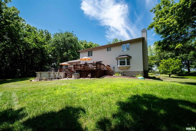450 E TOWNHALL Road, Germantown Hills, IL 61548