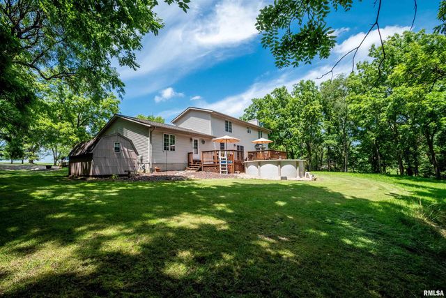450 E TOWNHALL Road, Germantown Hills, IL 61548