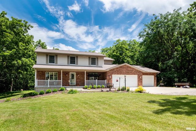 450 E TOWNHALL Road, Germantown Hills, IL 61548