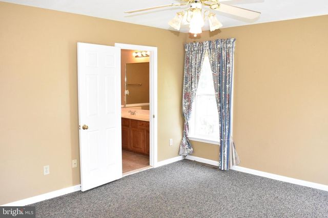 2011 SIERRA DR, Fredericksburg, VA 22405