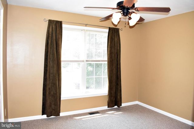 2011 SIERRA DR, Fredericksburg, VA 22405