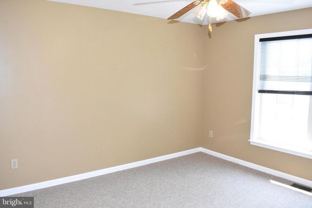 2011 SIERRA DR, Fredericksburg, VA 22405