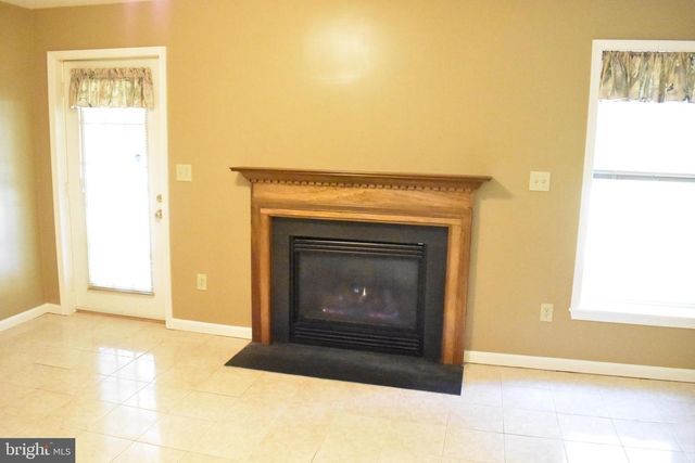 2011 SIERRA DR, Fredericksburg, VA 22405