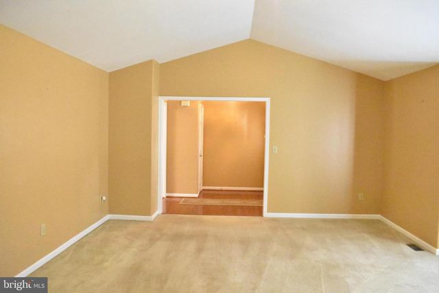 2011 SIERRA DR, Fredericksburg, VA 22405