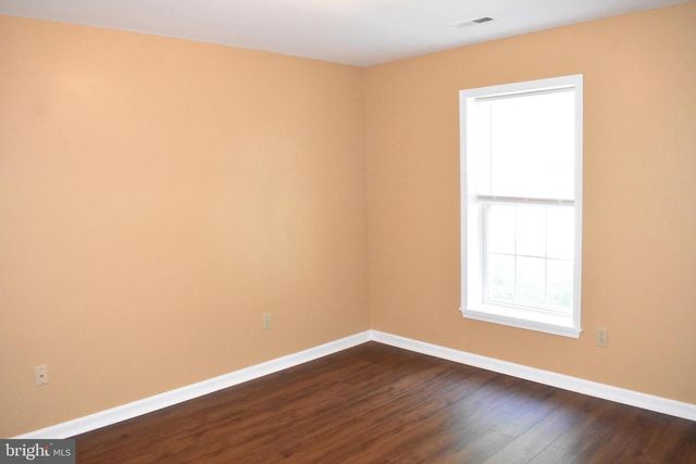 2011 SIERRA DR, Fredericksburg, VA 22405