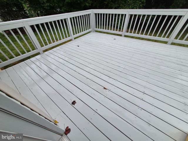 2011 SIERRA DR, Fredericksburg, VA 22405