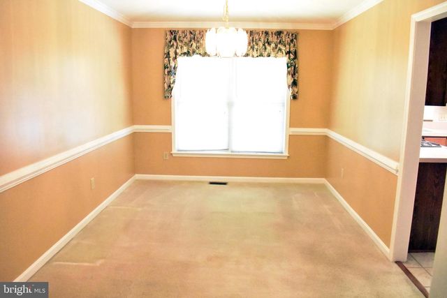 2011 SIERRA DR, Fredericksburg, VA 22405