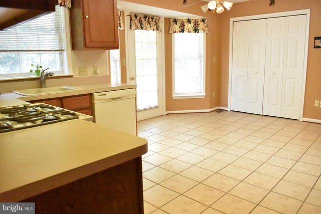 2011 SIERRA DR, Fredericksburg, VA 22405