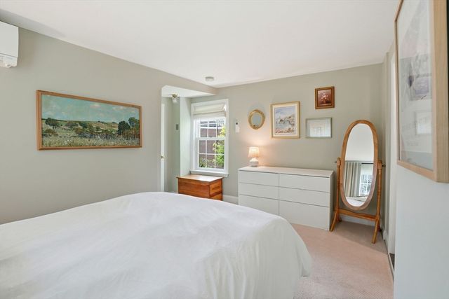 4 Short Street Pl 4, Boston, MA 02129