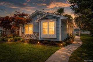 2100 N Channel Drive, Harsens Island, MI 48028