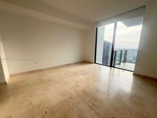 68 SE 6th St 3810, Miami, FL 33131