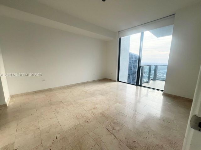 68 SE 6th St 3810, Miami, FL 33131