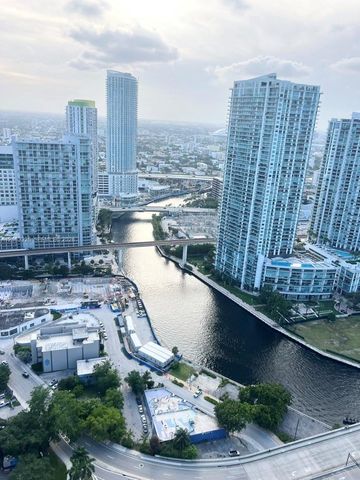 68 SE 6th St 3810, Miami, FL 33131