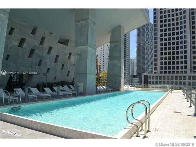 68 SE 6th St 3810, Miami, FL 33131