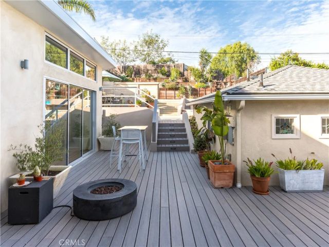 6039 W 76th Street, Los Angeles, CA 90045