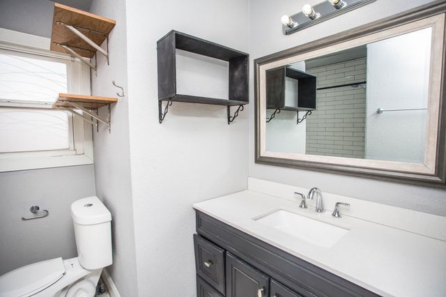 2409 39th Street, Lubbock, TX 79412