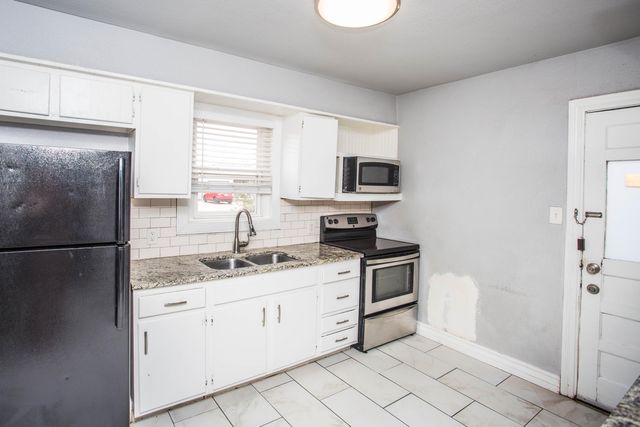 2409 39th Street, Lubbock, TX 79412