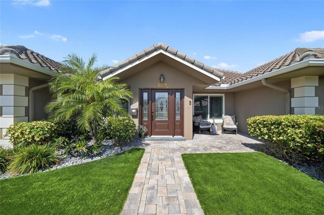 6129 LEELAND STREET S, St Petersburg, FL 33715