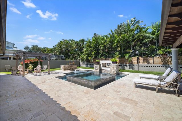 6129 LEELAND STREET S, St Petersburg, FL 33715
